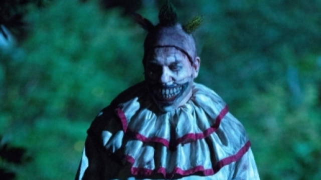 American Horror Story: le clown de la série ne plait pas au ... - huffingtonpost.fr