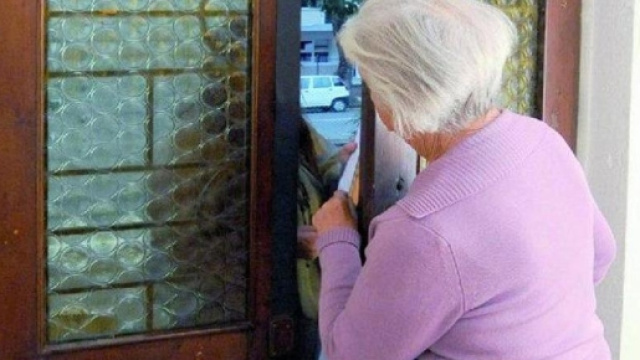 Truffe agli anziani presto reato