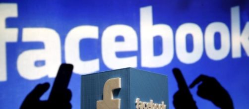 Facebook consegnerà al Congresso americano le pubblicità collegate