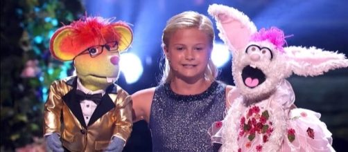 Singer/ventriloquist Darci Lynne Farmer, 12, wins "America's Got Talent" [Image: YouTube/America's Got Talent]