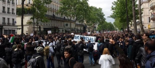 Manifestation à Paris d'un «front social» contre Emmanuel Macron ... - leparisien.fr Manifestation à Paris d'un «front social» contre Emmanuel Macron ... - leparisien.fr