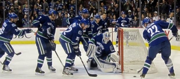 The Vancouver Canucks (Wikimedia Commons/Orlandkurtenbach) The Vancouver Canucks (Wikimedia Commons/Orlandkurtenbach)