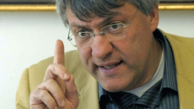 Maurizio Landini parla di lavoro, economia, tassazione e crisi sociale