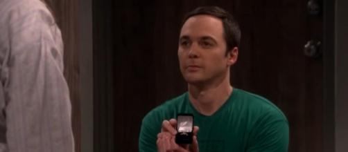 Will Amy accept or refuse Sheldon Cooper and his proposal? (Source: Youtube/tvpromosdb)