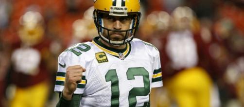 Aaron Rodgers reaches impressive milestone in Packers loss to Falcons - Photo: EOC33Highlights / YouTube