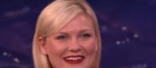 Kirsten Dunst opens up about her experience of being stoned on the set.- Youtube/Team Coco