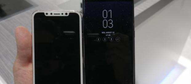 Cellulari Samsung Galaxy Note 8 ed iPhone X, i segreti svelati Cellulari Samsung Galaxy Note 8 ed iPhone X, i segreti svelati