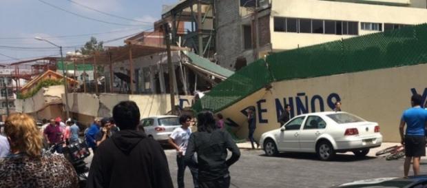 El Colegio Rébsamen de Coapa se considera el edificio más afectado por el terremoto de México de 7.1 grados El Colegio Rébsamen de Coapa se considera el edificio más afectado por el terremoto de México de 7.1 grados