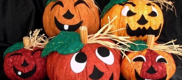 Patchword: calabaza de tela para Halloween con patrones Patchword: calabaza de tela para Halloween con patrones