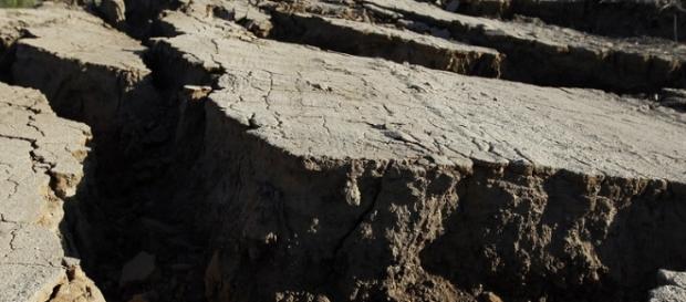Según un modelo desarrollado por Víctor Cruz-Atienza, la ciudad de México fue construida sobre el fondo de un antiguo lago. Según un modelo desarrollado por Víctor Cruz-Atienza, la ciudad de México fue construida sobre el fondo de un antiguo lago.