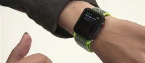 Apple Watch 3: Review of the smartwatch; (Image Credit: The Verge/Youtube screenshot)