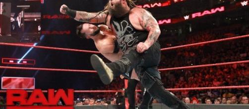 Will Bray Wyatt defeat Finn Balor at Sunday's 'No Mercy 2017' PPV event? [Image via WWE/YouTube]