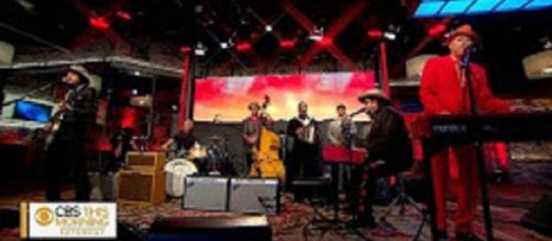 The Mavericks made Saturday morning hop with energy in their live performance on "Saturday Sessions." Screencap CBS This Morning/YouTube