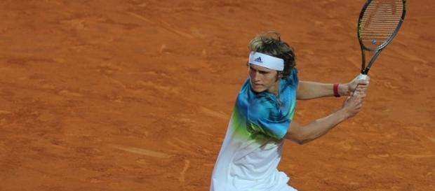 Alexander Zverev preparing to hit a backhand shot. Image Credit: Marianne Bevis, Flickr -- CC BY-ND 2.0 Alexander Zverev preparing to hit a backhand shot. Image Credit: Marianne Bevis, Flickr -- CC BY-ND 2.0