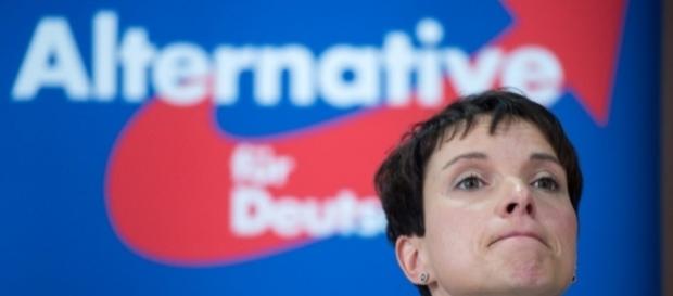 Bundestagswahl 2017: Der Markenkern der AfD bröckelt - Politik ... - sueddeutsche.de Bundestagswahl 2017: Der Markenkern der AfD bröckelt - Politik ... - sueddeutsche.de