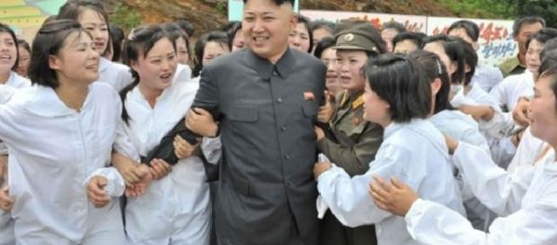 Kim Jong-Un are mai multe sclave sexuale Kim Jong-Un are mai multe sclave sexuale
