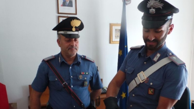 Alessandro Masala, nella foto piccola in basso a sinistra, &egrave; stato arrestato dai Carabinieri con un chilo di cocaina.