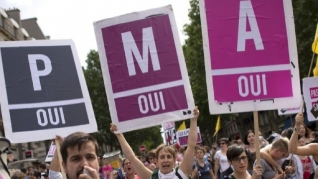 Une majorité de Français favorable à la PMA