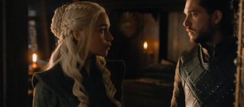 Finale di stagione della settima stagione: Daenerys e Jon Snow vanno a letto insieme