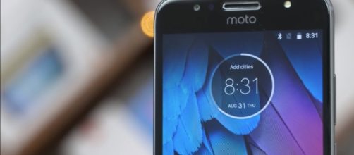 The Moto G5S Plus will be available in the US next week. [Image Credit: C4ETech/Youtube]