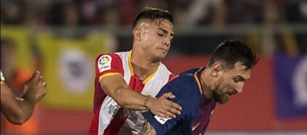 Messi y Maffeo, en un lance del partido de ayer Messi y Maffeo, en un lance del partido de ayer