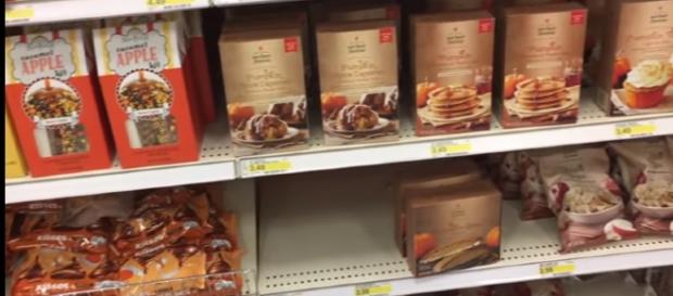 Trying everything that is Pumpkin Spice flavored! // Autumn 2017 - Image- Sarah Bellin| YouTube Trying everything that is Pumpkin Spice flavored! // Autumn 2017 - Image- Sarah Bellin| YouTube