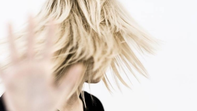 Basta alla violenza sulle donne.