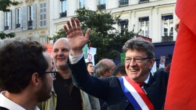 La France insoumise manifeste contre le «coup d'Etat social»