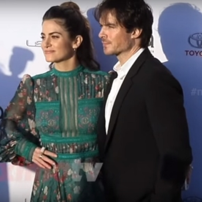 Nikki Reed and Ian Somerhalder's arrival at the 2017 EMA on Saturday. (YouTube/MaximoTV)