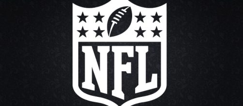 2009 NFL Black Logo [Image by Michael Tipton |Flickr| Cropped | CC BY-SA 2.0]