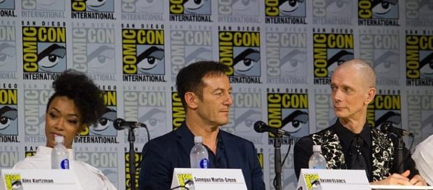 Star Trek Discovert actors at Comiccon (image courtesy of vagueonthehow wikimedia commons) Star Trek Discovert actors at Comiccon (image courtesy of vagueonthehow wikimedia commons)