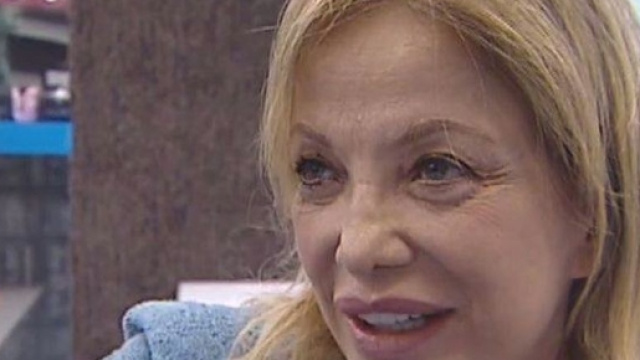 Cristiano Malgioglio e Simona Izzo litigano al Grande Fratello Vip ... - velvetgossip.it