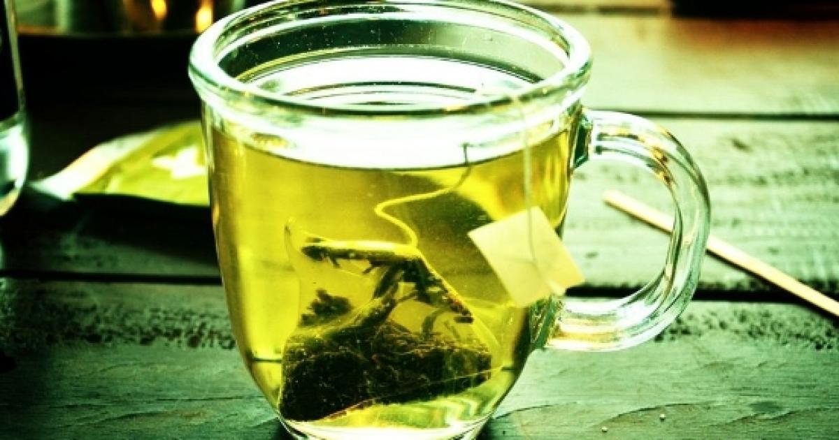 The Pros And Cons Of Green Tea For Health