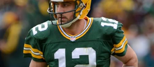Aaron Rodgers asks Green Bay Packers and the NFL to 'link arms'- [Image by Mike Morbeck / Wikimedia Commons]