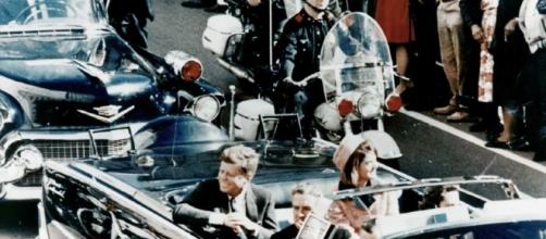 President J.F. Kennedy moments before his assassination. [Image by Walt Cisco / Wikimedia Commons]