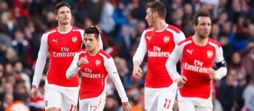 Alexis Sanchez and Mesut Ozil start for Arsenal against weakened ... - eurosport.com
