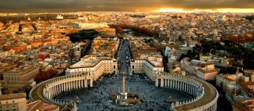 Caos in Vaticano: Papa Francesco accusato di sette eresie - La ... - la-notizia.net