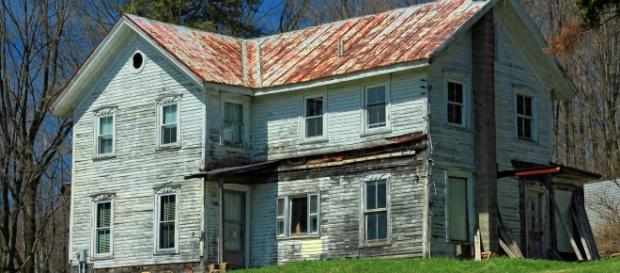 A fixer upper (Photo Credit: Nicholas A. Tonelli via Wikimedia Commons) A fixer upper (Photo Credit: Nicholas A. Tonelli via Wikimedia Commons)