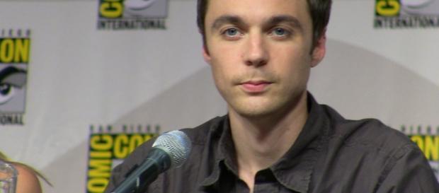 Jim Parsons "Old Sheldon" (Image - watchwithkristin | flickr) Jim Parsons "Old Sheldon" (Image - watchwithkristin | flickr)