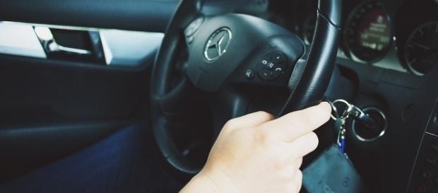 Man driving car/photo via Pixabay Man driving car/photo via Pixabay