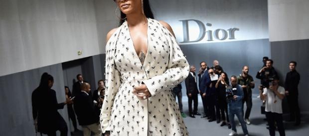 Paris Fashion Week 2016: Maria Grazia Chiuri's Dior Debut | Pret-a ... - hollywoodreporter.com Paris Fashion Week 2016: Maria Grazia Chiuri's Dior Debut | Pret-a ... - hollywoodreporter.com