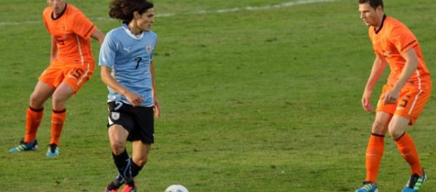 Stijn Schaars, Edinson Cavani | 110608-6680-jikatu- Image | Flickr | Jimmy Baikovicius Stijn Schaars, Edinson Cavani | 110608-6680-jikatu- Image | Flickr | Jimmy Baikovicius