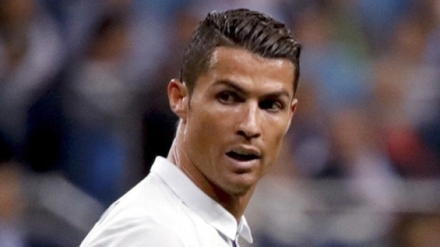 Vidéo : Cristiano Ronaldo pète les plombs et insulte Zinédine Zidane - public.fr