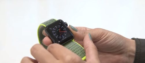 Apple Watch Series 3 - [The Verge Channel / YouTube screencap]