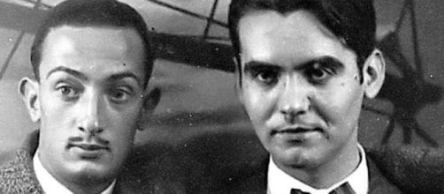 Dalí y Lorca posando en uno de sus años en la Residencia de Madrid.