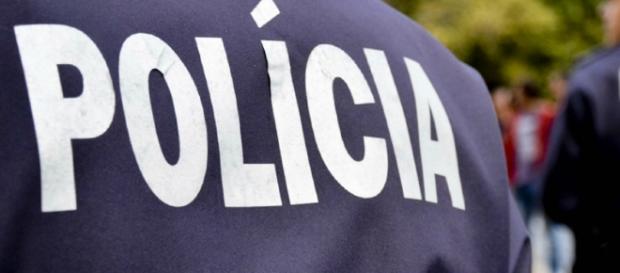 PSP e GNR, duas enormes instituições policiais portuguesas PSP e GNR, duas enormes instituições policiais portuguesas