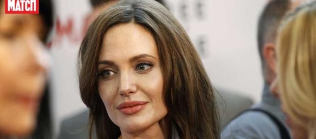 Angelina Jolie accuse Harvey Weinstein de harcèlement sexuel Angelina Jolie accuse Harvey Weinstein de harcèlement sexuel