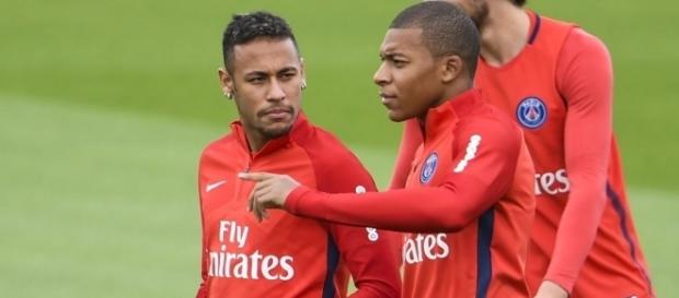 Neymar voit déjà Mbappé comme un très grand - bfmtv.com Neymar voit déjà Mbappé comme un très grand - bfmtv.com