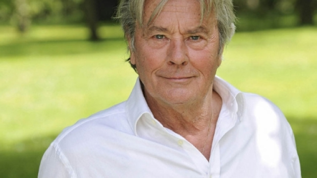 Alain Delon ricoverato per aritmia cardiaca – Radio Web Italia - radiowebitalia.it