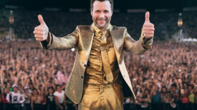 Jovanotti in tour a Firenze: 3 cose da sapere sulla sua storia ... - teladoiofirenze.it